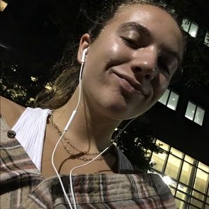 Meet your Posher, Molly